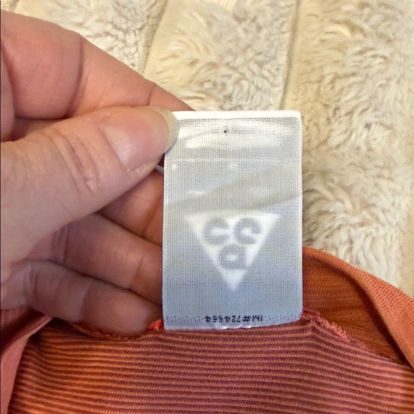 Women’s NIKE ACG Dri-fit Base Layer 1 Orange Long Sleeve Top - Picture 7 of 12